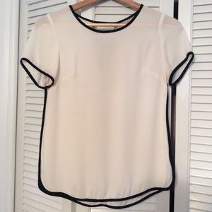 Banana Republic cream blouse w/black piping-Size 0